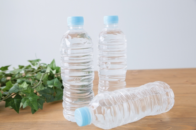 水とスポーツ飲料