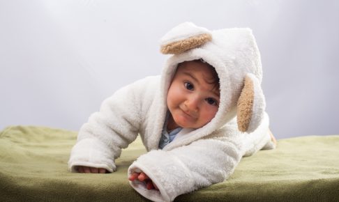 紫外線から守られている赤ちゃん