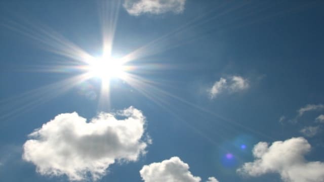 紫外線の強い日差し