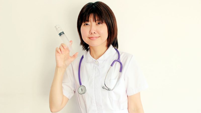 ヒアルロン酸は衣装機関でしましょう