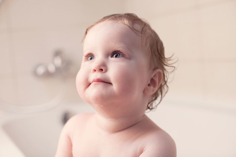 赤ちゃんの肌の乾燥の原因と防ぎ方 表紙