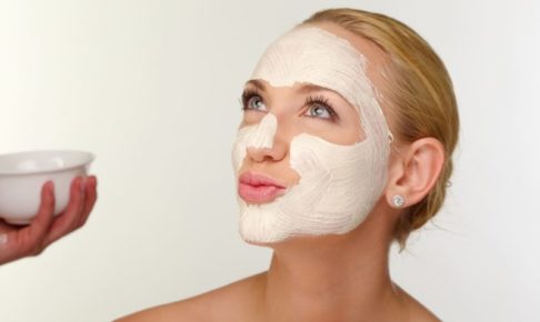 肌の潤いを実現するセラミドパック 表紙