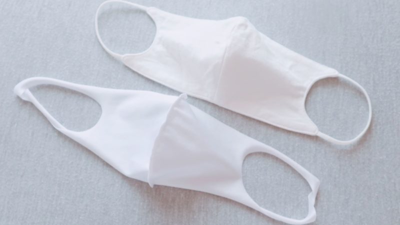 肌ざわり良さそうなマスクが2枚