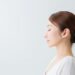 女性の抜け毛はどうすれば防げるの？様々な対策方法 表紙